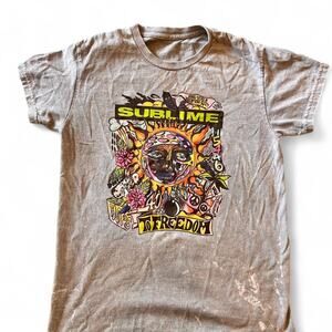 Sublime To Freedom Gray Distressed Band Tee in Unisex M